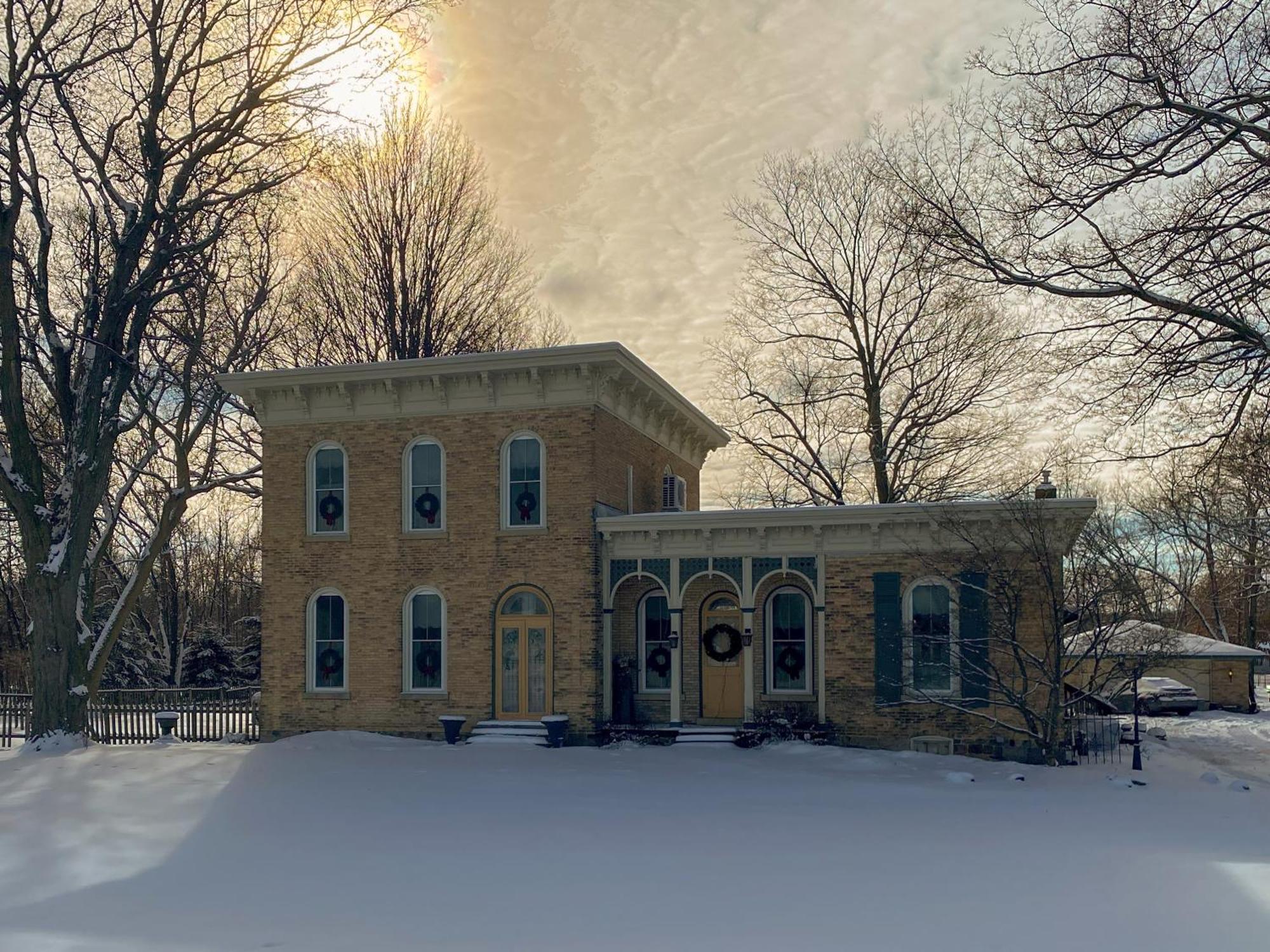 Sutton Farm Bed And Breakfast Granger Exterior photo